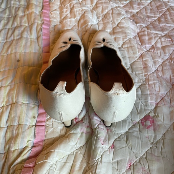 Vintage White Size 7.5 3” Heels - Picture 4 of 5